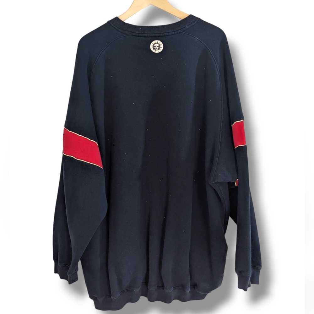 We R One 1992 |  Embroidered Logo Oversized Black & Red Sweatshirt Men's 3XL - Picture 2 of 9